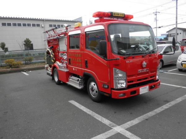 （画像）消防ポンプ自動車・正面