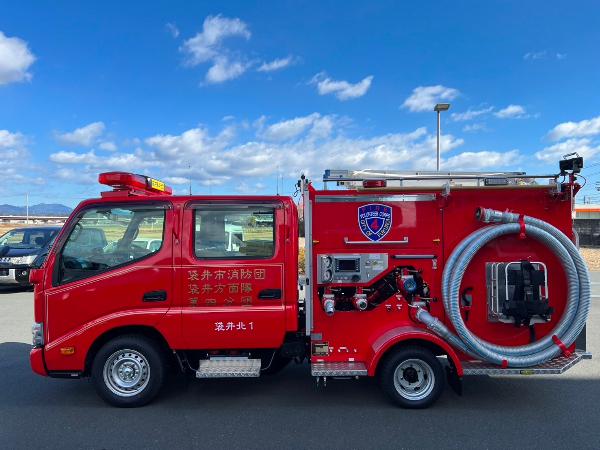 ポンプ車左横