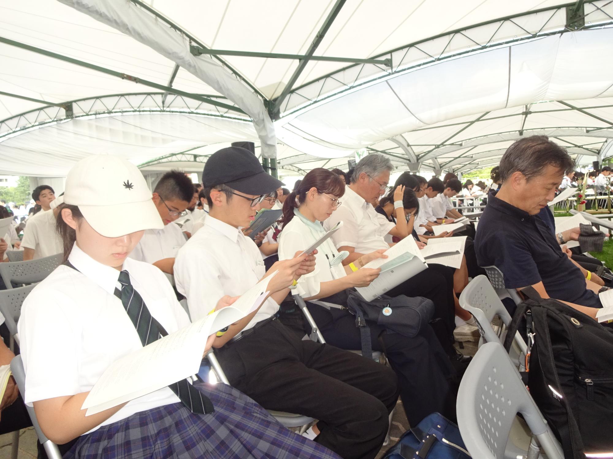 平和記念式典参列