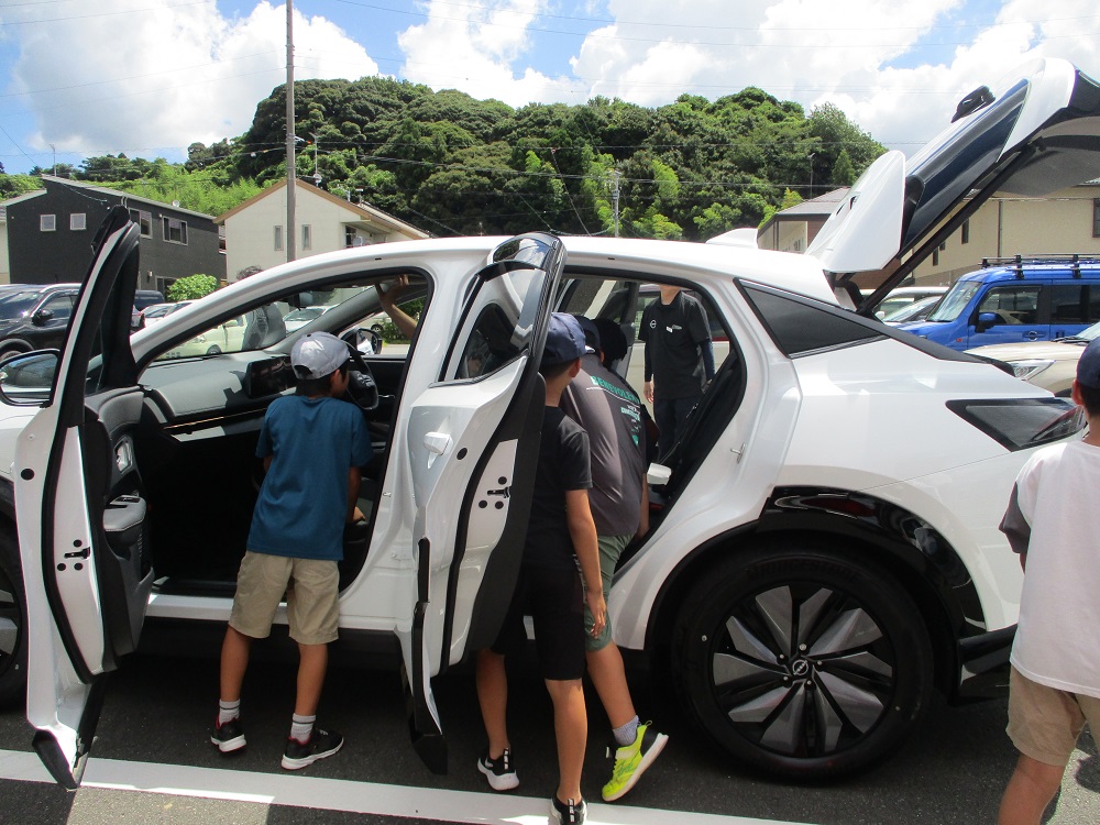 電気自動車を学ぼう